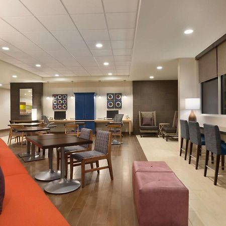 Home2 Suites By Hilton Glendale Westgate Ngoại thất bức ảnh