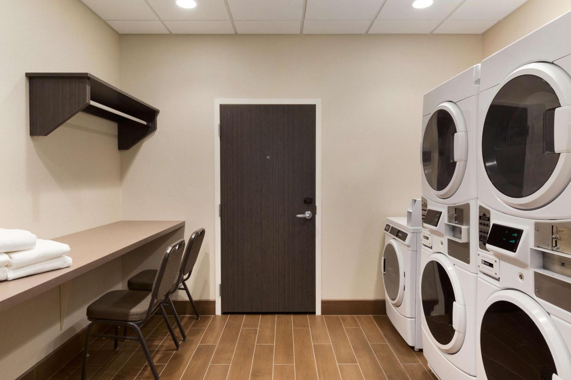 Home2 Suites By Hilton Glendale Westgate Ngoại thất bức ảnh