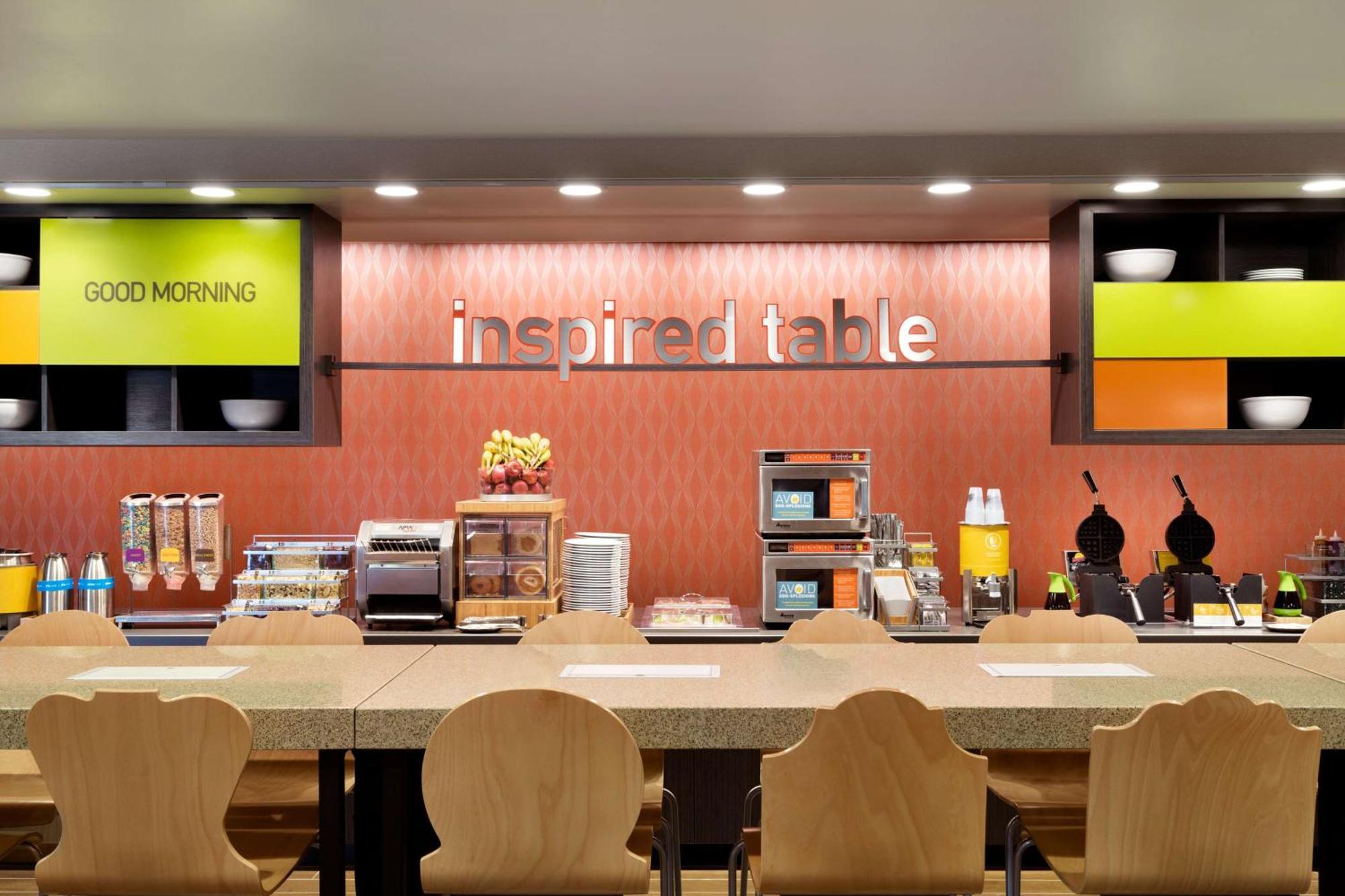 Home2 Suites By Hilton Glendale Westgate Ngoại thất bức ảnh